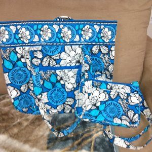 Vera Bradley bayou blue set